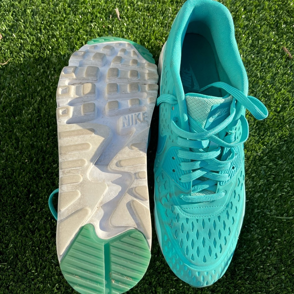 Air Max 90 Ultra BR Mens 11 Light Retro/Artisan Teal/White/Turbo Green
colorway